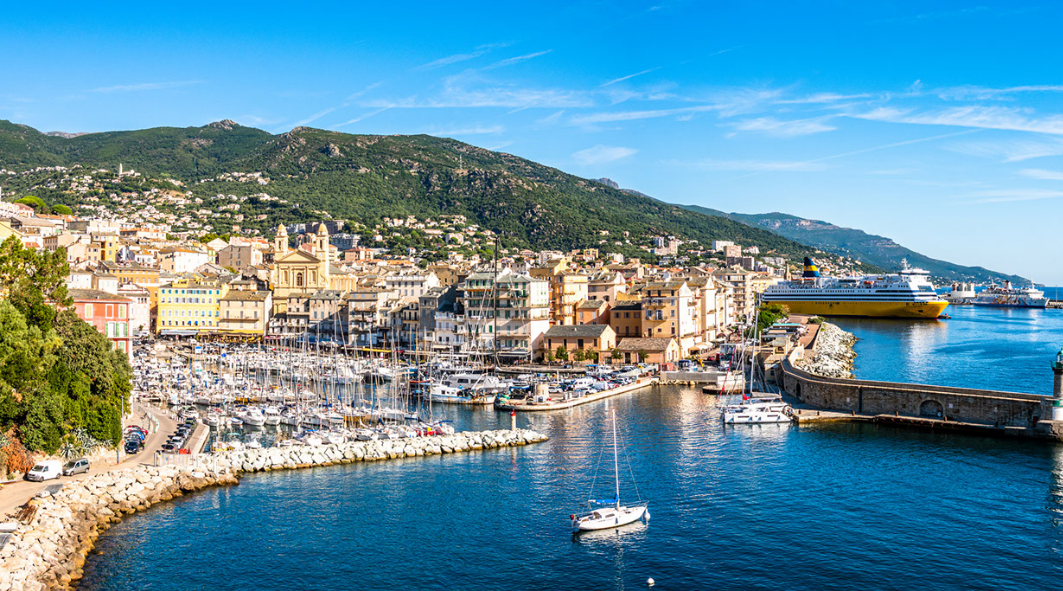 Corsica - De berg in de zee